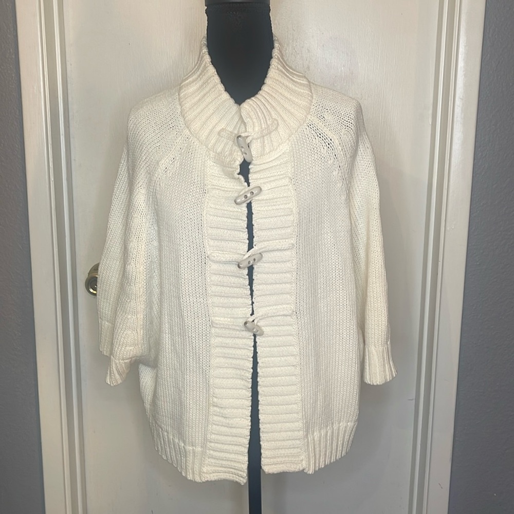 Ann Taylor Loft Ivory sweater top Size Medium